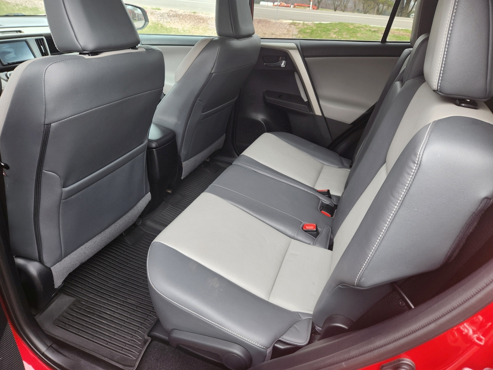 2014 TOYOTA RAV 4